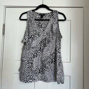 White House Black Market Black and White Sleeveless Top